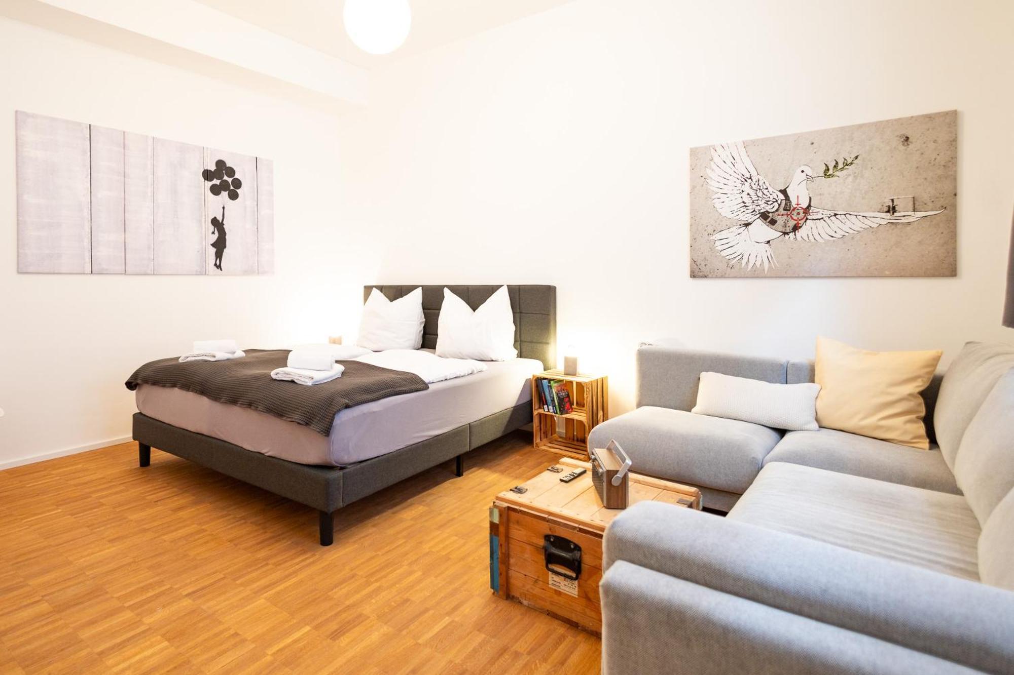 Ko-Living - Beatles Und Banksy Suites & Studios Am Eselsbrunnen - Altstadt - Kueche Галль Экстерьер фото