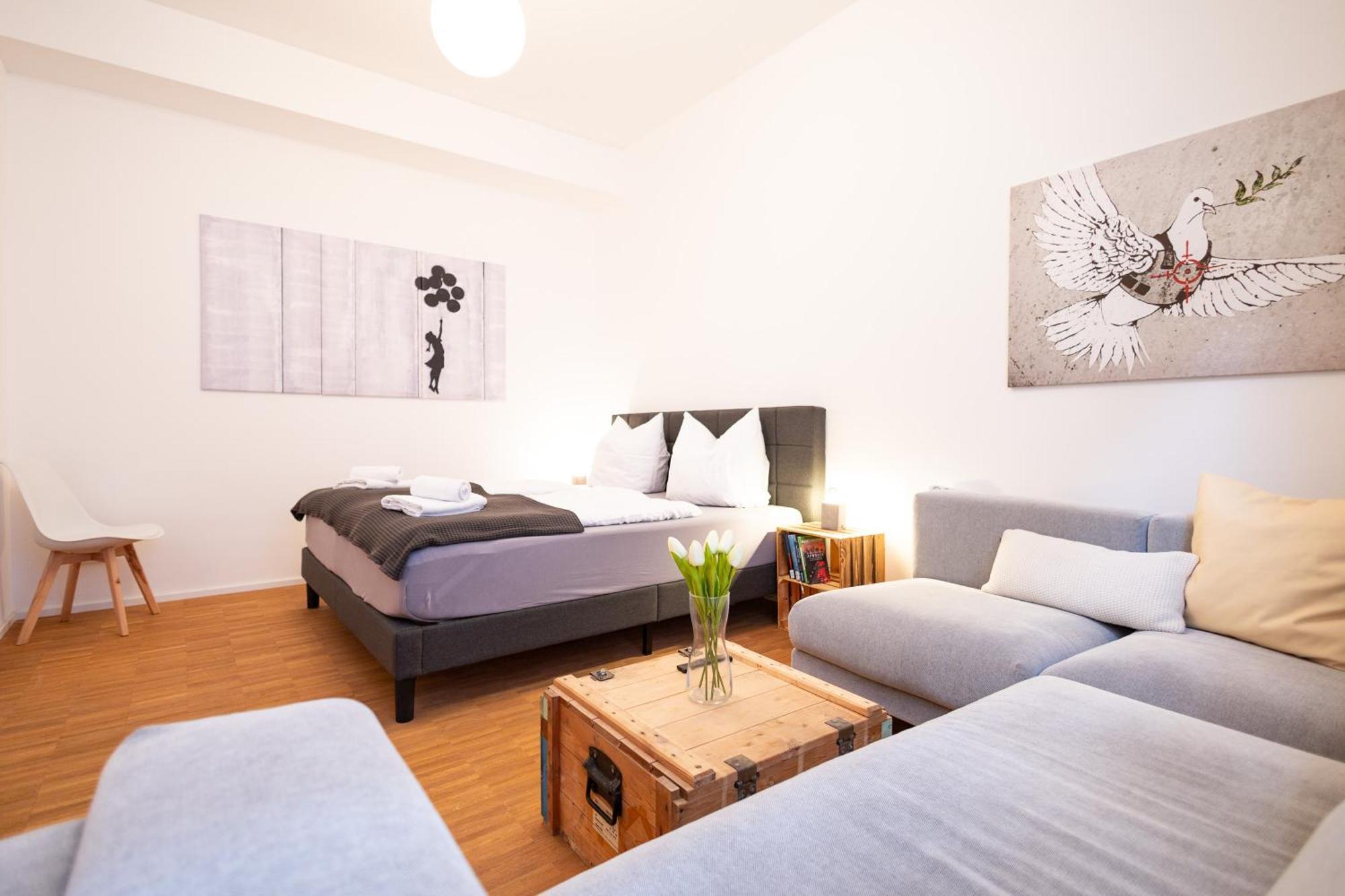 Ko-Living - Beatles Und Banksy Suites & Studios Am Eselsbrunnen - Altstadt - Kueche Галль Экстерьер фото