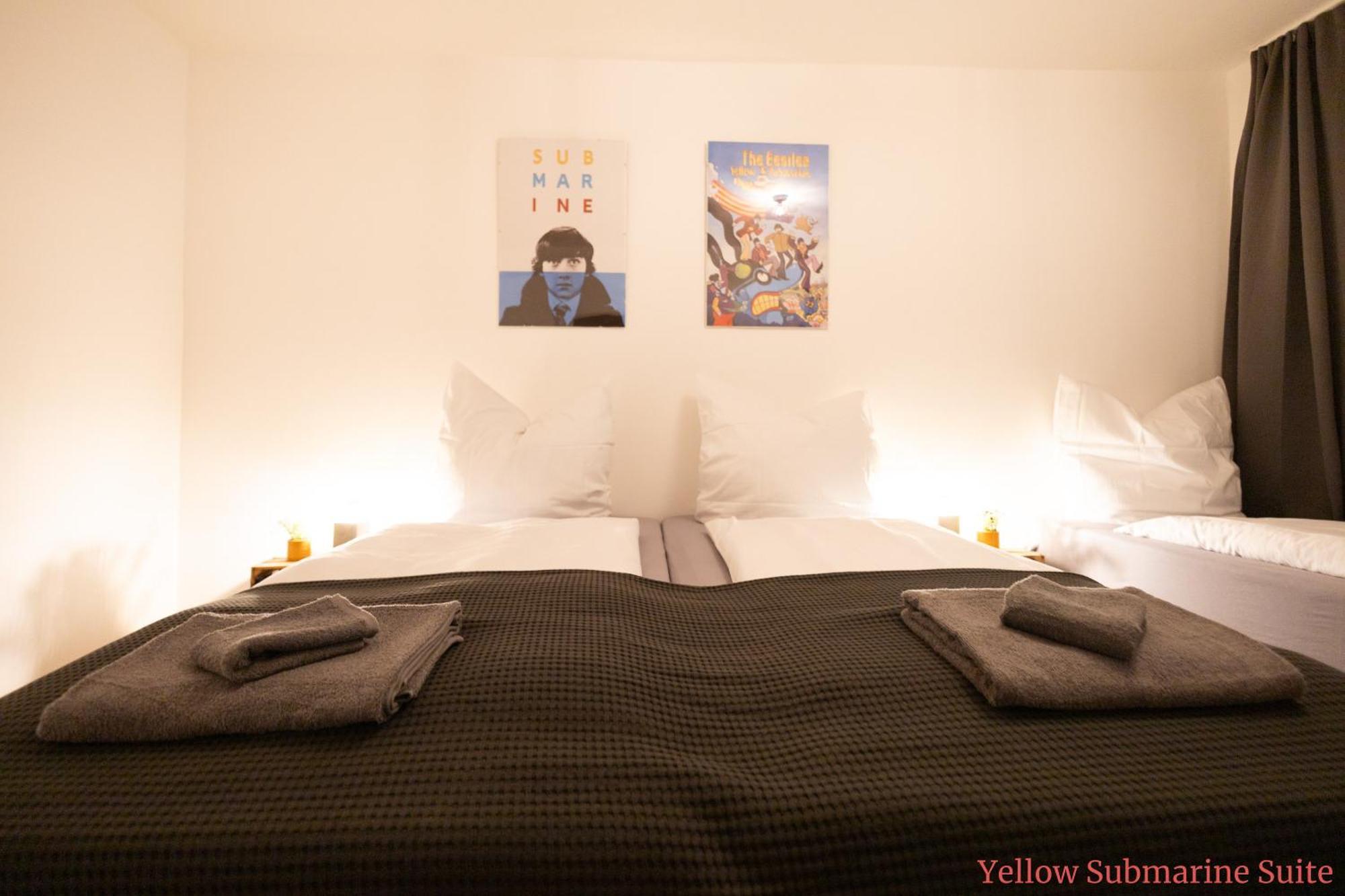 Ko-Living - Beatles Und Banksy Suites & Studios Am Eselsbrunnen - Altstadt - Kueche Галль Экстерьер фото