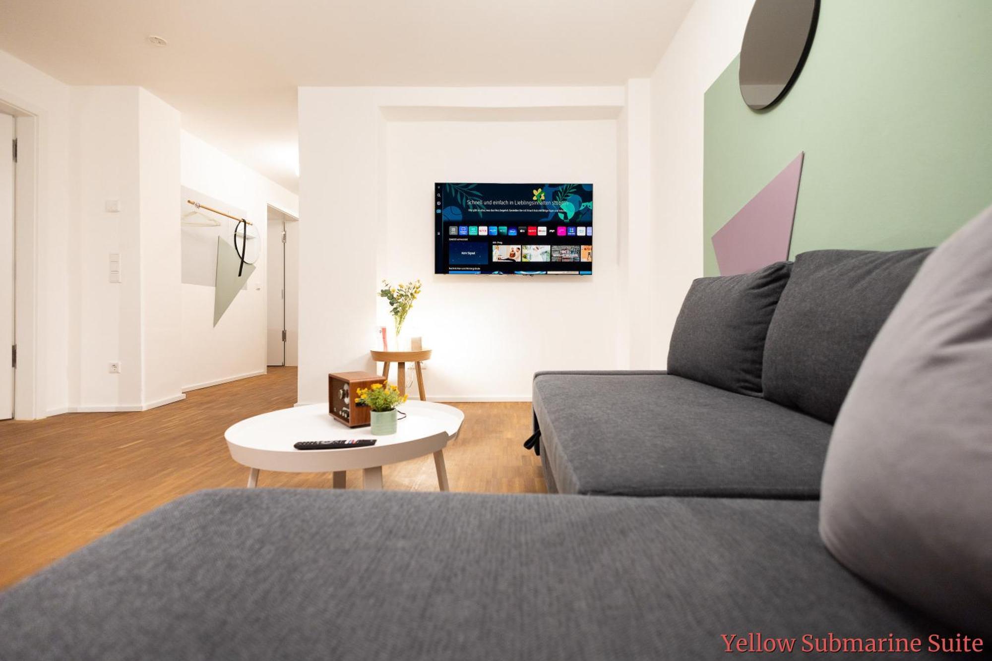Ko-Living - Beatles Und Banksy Suites & Studios Am Eselsbrunnen - Altstadt - Kueche Галль Экстерьер фото